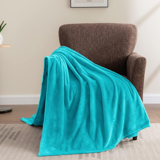 BEDELITE Fleece Blanket Soft Plush Throw for Couch Peacock 50"x70" | Ultra Soft Fleece, Plush Microfiber, Lightweight Warmth, All Season Comfort, Fade Resistant, Machine Washable, Couch Sofa Bed