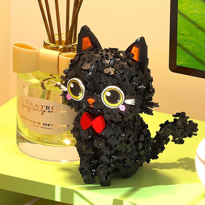 Black Cat Mini Brick Set | Creative Flower Blossom Puss Building Toy for Adults & Kids | Cute Animal Model Desk Decoration Gift (1651pcs)
