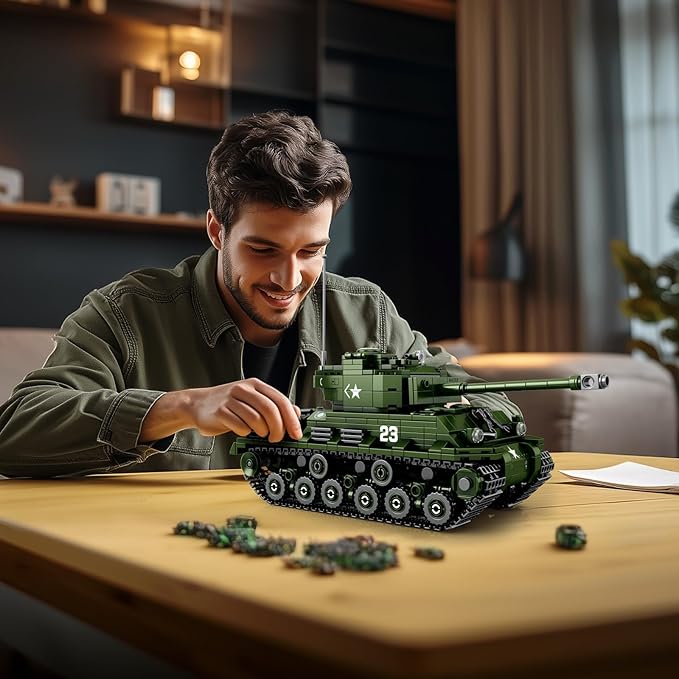 M4A3E8 Sherman Tank Building Set,WW2 Military American Armed Tanks Building Block Set for Military Fans,World of Tanks Authorized Products 77030,Ideal Gift for Adults Boys Kids Age 8+,836 PCS