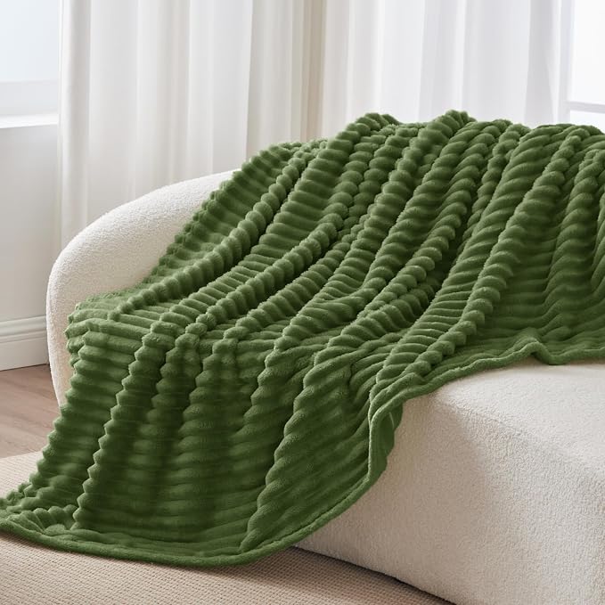 BEDELITE Ribbed Twin Blanket for Couch & Bed, Moss, 60"x80" | Ultra-Soft Plush Fleece, Cozy, Warm Yet Lightweight, Ribbed Texture, Home Decor, Machine Washable, Giftable, All-Season Use