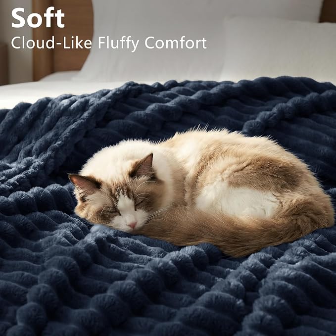 HIMEET Navy Blue Full Blanket for Bed, 300GSM Ribbed Fleece, 84 x 90 Inches | Ultra Soft Flannel, All-Season Lightweight Warmth, Bed Layering & Home Room Decor, Gift for Men & Women, Machine Washable