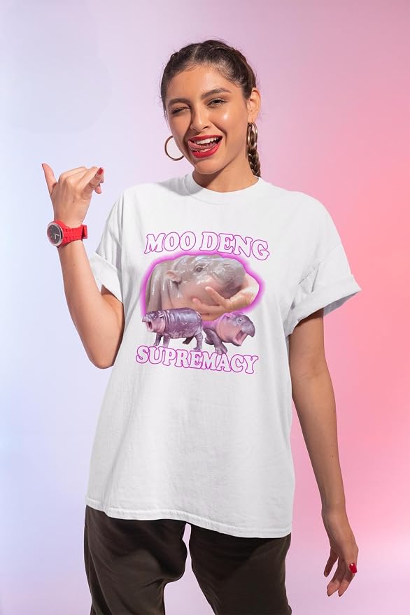 YOUNG GREEN Moo Deng Sweatshirt Moo Deng Bouncy Pig T-Shirt The Cute Baby Hippo Sweatshirt Gift For Moo Deng Lovers
