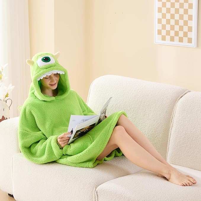 NEWCOSPLAY Wearable Blanket Hoodie Sherpa Hoodie Blanket for Women Men Warm Oversized Sweatshirt with Pockets