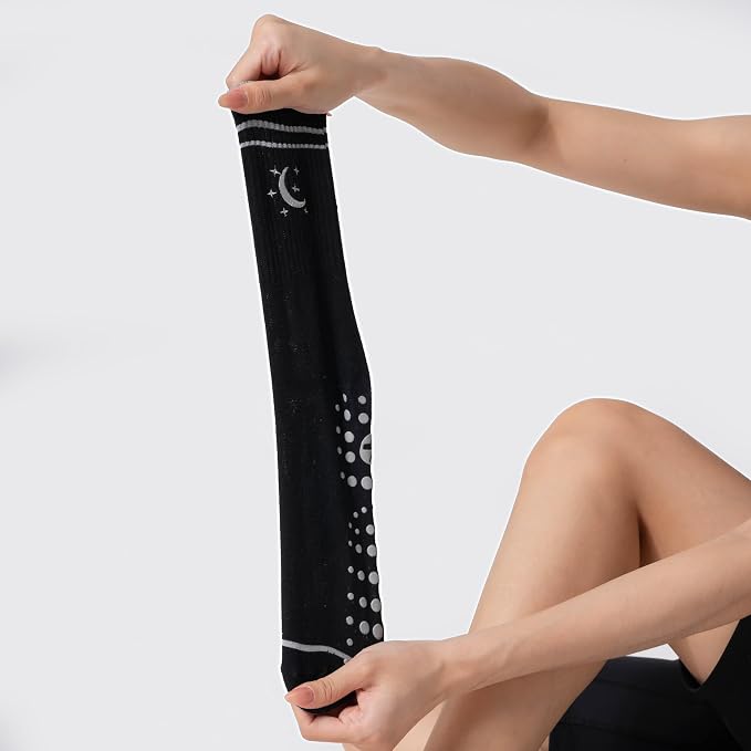 COOLMATE Pilates Socks with Grips for Women, Yoga Socks, Crew Non Slip Women for Barre, Pilates Gifts for Women