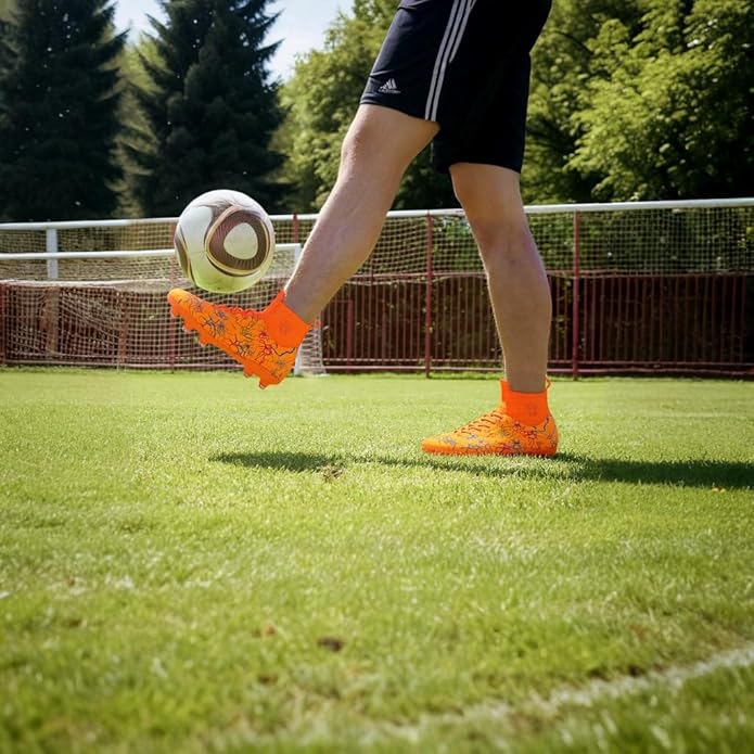 Boys Girls Soccer Cleats High-top Training Football Cleats Kids Ankle-high Soccer Shoes Lightweight Outdoor Futsal
