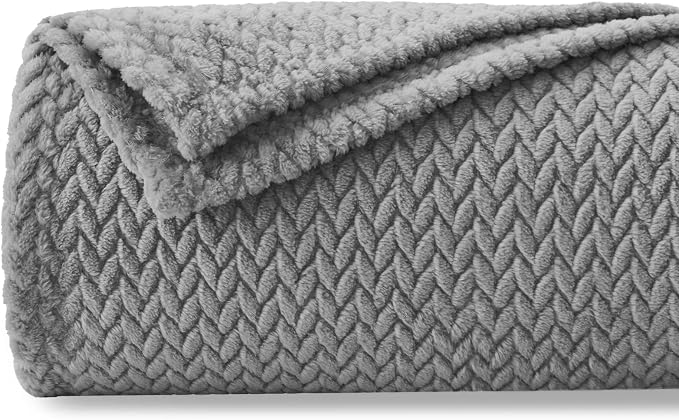 NEWCOSPLAY Fleece Leaves Pattern Throw Blanket, Grey, 50"x60" | Super Soft Throw Blanket, Lightweight Cozy Bed Sofa Blanket, Premium Silky Flannel Fleece, Travel Blanket for All Season Use