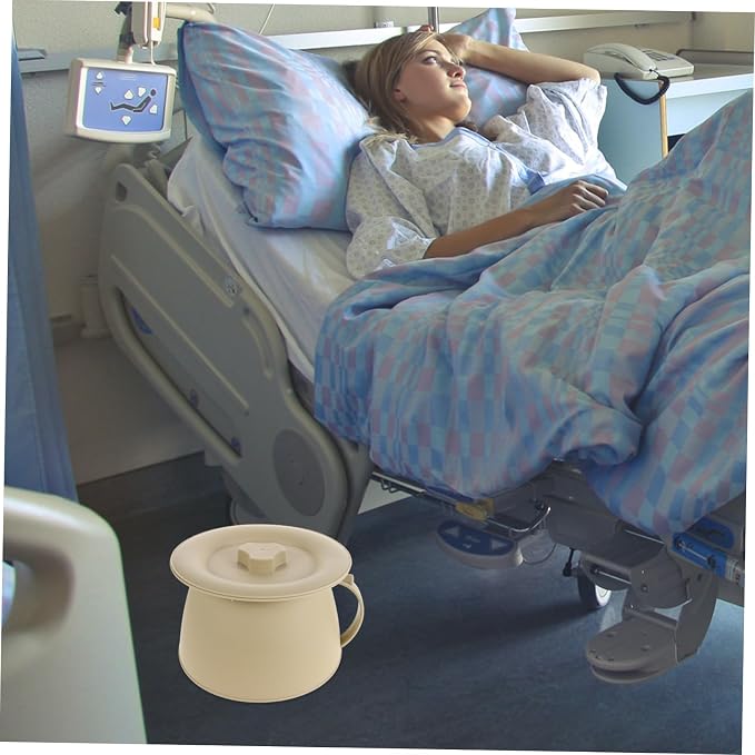 Thickened Plastic Spittoon Lid Bedside Commode Bucket for Elderly Boys and Girls Urinal Potties Portable Bedpan Emergency Travel