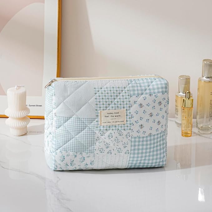 uekeboag Large Travel Quilted Makeup Bag for Women, Floral Cotton Cosmetic Bag, Coquette Aesthetic Floral Toiletry Organizer Bag