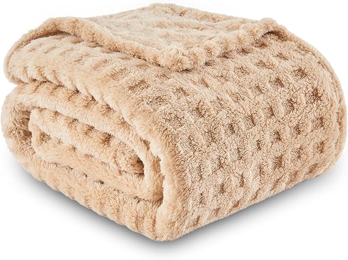 NEWCOSPLAY 3D Waffle Checkered Flannel Throw Blanket, Brown, 50"x70" | Super Soft Cute Lightweight Decorative Premium Silky Fleece Blanket for Couch Sofa Bed, Gift for Women Men, All Season Use