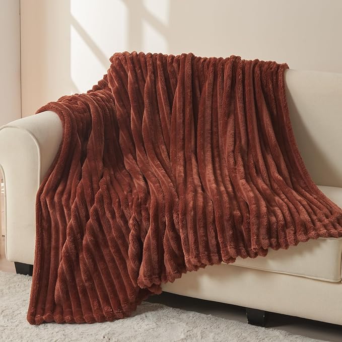 NEWCOSPLAY Super Soft Twin Blanket Coffee Premium Silky Flannel Fleece 3D Ribbed Jacquard Lightweight Bed Blanket All Season Use (Coffee Ribbed, Twin(60"x80"))
