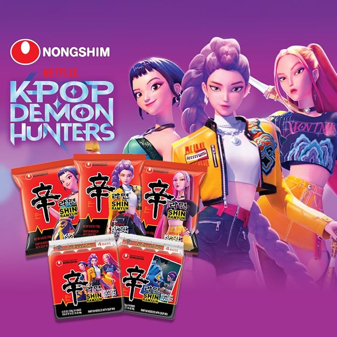 Nongshim Shin Ramyun Noodles, Spicy Korean Signature Instant Ramyun, Rich Beef Flavored Broth, Microwaveable, Korean Instant Noodles, 4.23 oz (Pack of 20), Packaging May Vary.