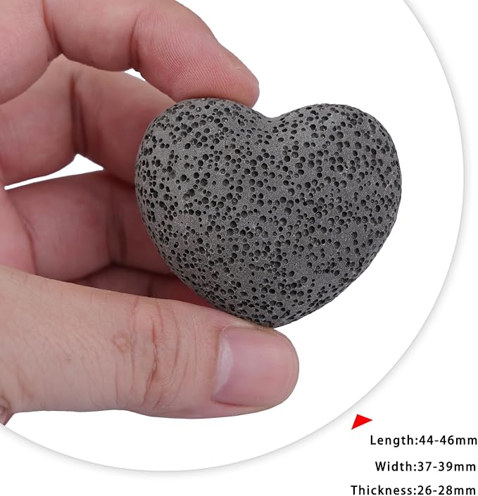 TUMBEELLUWA 2 PCS Black Heart Shaped Lava Rocks for Essential Oils | 1.73 Inches Porous Oil Diffuser Stone, Aroma Diffuser for Home Office, Carved Heart Stone for Romantic Wedding Favor & Decor