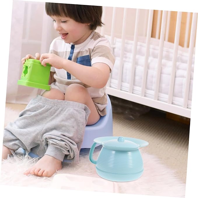 Toyvian Plastic Boys and Girls Urinal Potty Portable Bucket Toilet for Boys and Girls Women Travel Urinal Lid Easy to Clean