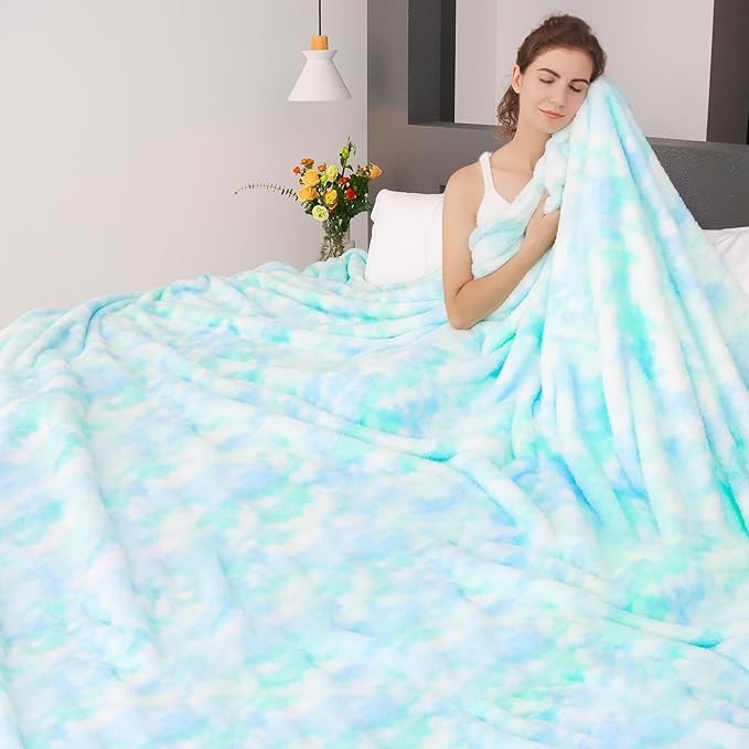MUGD Lightweight Blanket Fleece Big Blanket Fuzzy Throw Blanket for Bed Queen Size