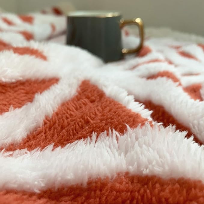 LOMAO Sherpa Fleece Blanket Gifts for Mom Dad Cozy Soft Throw Blanket for Women Men Birthday Gifts Dual Sided Couch Sofa Bed Blanket (Coral, 60''x80'')