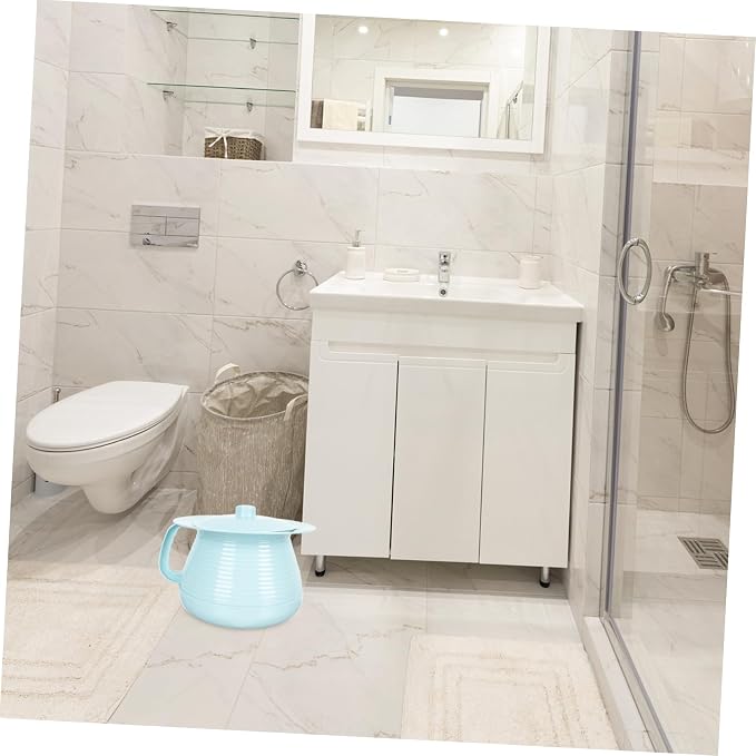 1pc Portable Adult Urinal Pot with Lid Thickened Urinal Container for Seniors Boys and Girls and Pregnant Women Night Urine Pot for Travel and Home Use