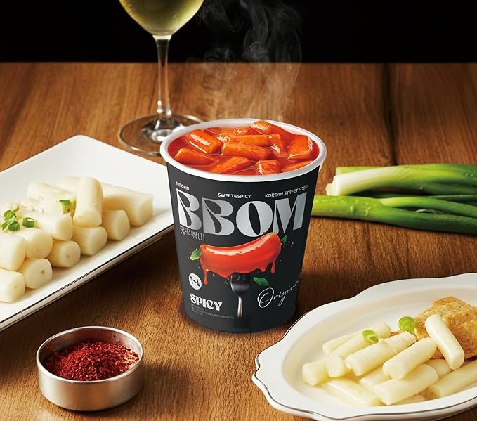 BBOM Cup Tteokbokki, Korean Rice Cake, Ready-to-Eat Microwave Meal, Chewy & Soft Texture, Easy K-Food Snack – Spicy/SpicyRose/Extreme Hot_1 Cup (Spicy)