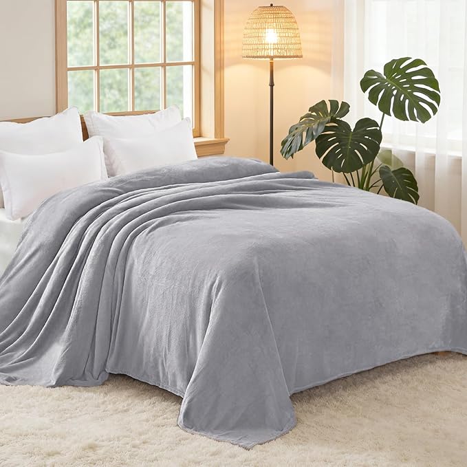 Exclusivo Mezcla Soft Fleece Blanket Queen Size for Bed, Light Grey | 90x90 Inches, Double-Sided Brushed Flannel, Lightweight Plush Cozy Blanket for Home Decor, All Season, Machine Washable