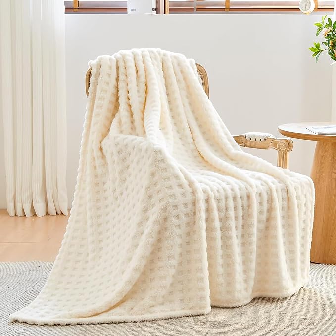 NEWCOSPLAY 3D Waffle Checkered Flannel Throw Blanket, Ivory, 50"x70" | Super Soft Cute Lightweight Decorative Premium Silky Fleece Blanket for Couch Sofa Bed, Gift for Women Men, All Season Use