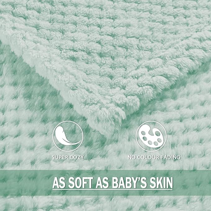 Exclusivo Mezcla Large Waffle Fleece Throw Blanket for Couch, Mint Green | Lightweight Soft Blanket for Sofa, Bed, Living Room, Plush Fluffy Throw for Home Decor, Travel, All Season, 50x70 Inches