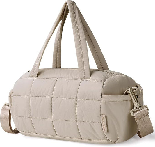 Noozion 12 Inch Mini Gym Bag for Women, Lightweight Quilted Crossbody Duffle Bag with Wet Pocket, Dual Side Pockets, Adjustable Strap, Small Workout Bag for Yoga, Pilates, Swimming & Daily Use