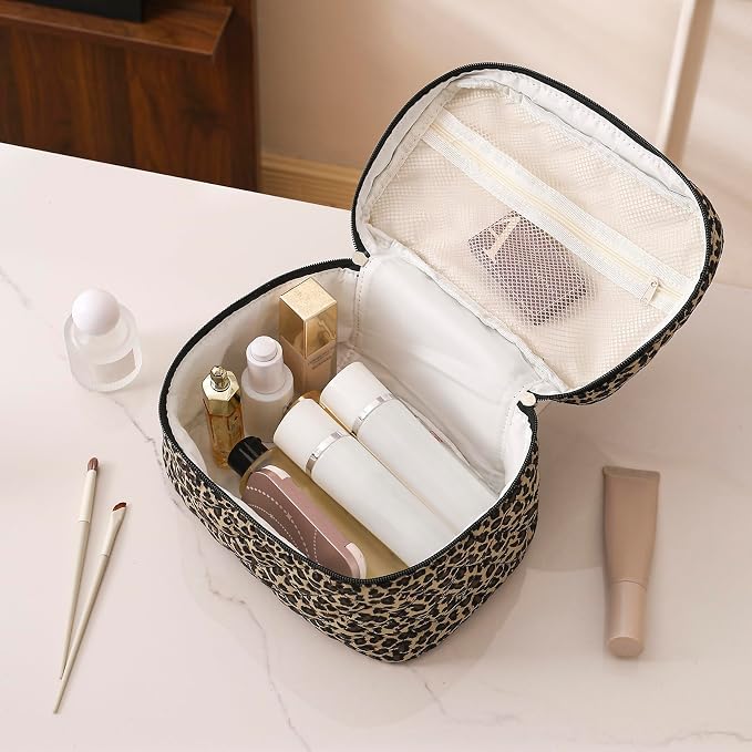 uekeboag Large Travel Quilted Makeup Bag for Women, Floral Cotton Cosmetic Bag, Coquette Aesthetic Floral Toiletry Organizer Bag