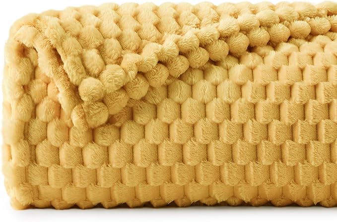 BEDELITE Yellow Twin Blanket for Couch, Soft Cozy Gifts for Women, 60 * 80 | 3D Jacquard Decorative Fleece Blanket, Super Soft Plush Throws, Cute Birthday Gift for Women & Men, Suitable for All Seasons