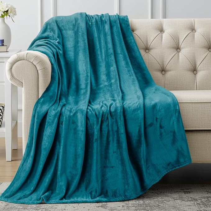 Utopia Bedding Soft Fleece Bed Blanket Throw Size Turquoise (50x60 Inch) | Microfiber Plush Warm Lightweight Breathable Cozy Blanket Anti-Static, All Season Use, Gift for Women and Men