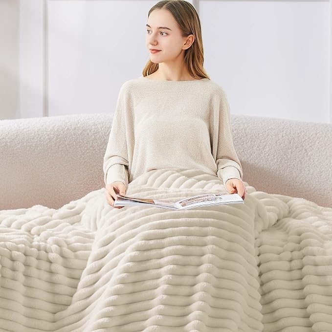 BEDELITE Ribbed Fleece Throw Blanket for Couch, Beige, 50"x60" | Ultra-Soft Plush Fleece, Cozy, Warm Yet Lightweight, Ribbed Texture, Home Decor, Machine Washable, Giftable, All-Season Use
