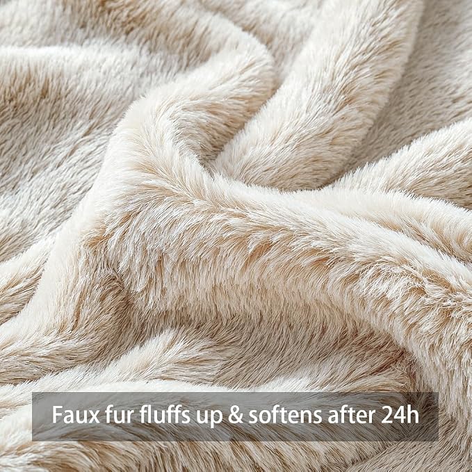 Fall Pumpkin Decorative Pillow Covers 20x20 Set of 2, Beige Soft Plush Faux Fur Wool Farmhouse Throw Cushion Cases for Autumn Thanksgiving Holiday Home Decorations