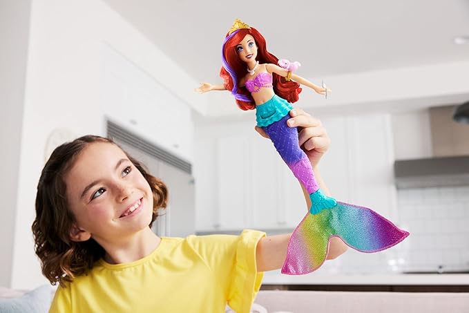 Mattel Disney Princess Toys, Ariel Swimming Mermaid Fashion Doll with Color-Change Hair & Tail, Inspired by The Little Mermaid Movie (Amazon Exclusive)