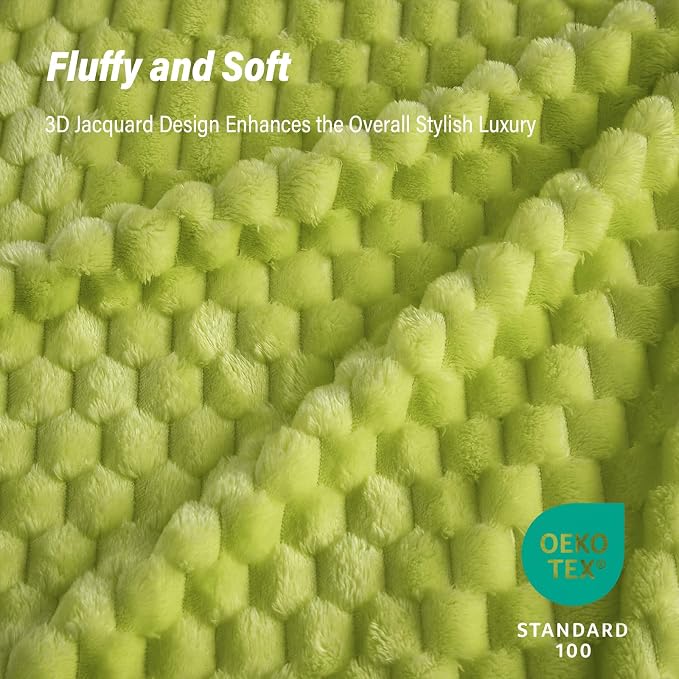 Bnuitland Fruit Green Flannel Throw Blanket (50X70 inches), 300 GSM Fleece Cozy Warm Soft Home Decor Lightweight Bed Sofa Blanket for Adults, Suitable for All Seasons.