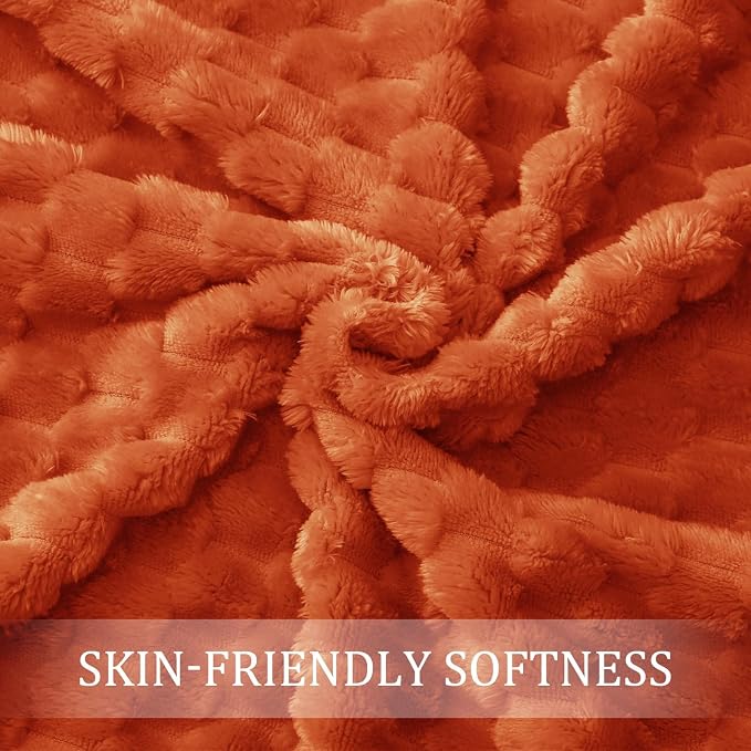 Exclusivo Mezcla 3D Fleece Queen Size Blanket for Bed, Burnt Orange | Extra Soft Fuzzy Plush Lightweight Bed Blankets, Cozy Fluffy Decorative Blankets for All Seasons, 90x90 Inches