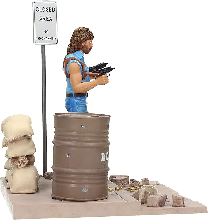 SD Toys Movie Icons: Invasion USA Matt Hunter Figure with Diorama