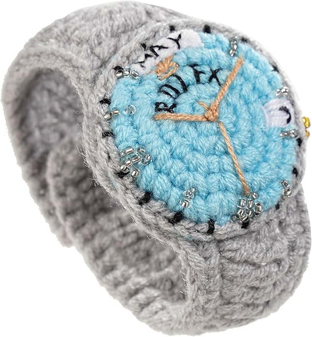 Handmade Crochet Bracelet Plush Toy – Watch-Style Knitted Ornament, Cute Yarn Bracelet for Birthday, Christmas, Valentine’s Day, or Holiday Gift – Unique Handmade Present for Him & Her