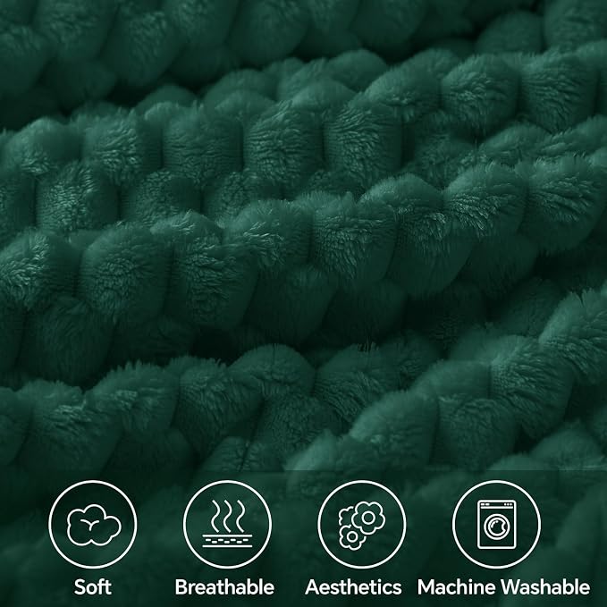 BEDELITE Dark Green Throw Blanket for Couch, Soft Gifts for Women, 50 * 60 | 3D Jacquard Decorative Fleece Blanket, Super Soft Plush Throws, Cute Birthday Gift for Women & Men, Suitable for All Seasons