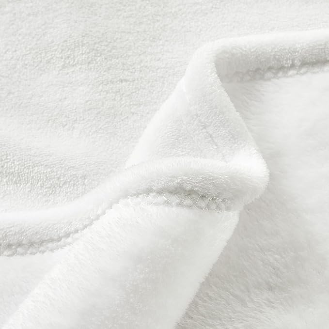 BEDELITE Fleece Blanket Soft Plush Throw for Couch White 30"x40" | Ultra Soft Fleece, Plush Microfiber, Lightweight Warmth, All Season Comfort, Fade Resistant, Machine Washable, Couch Sofa Bed