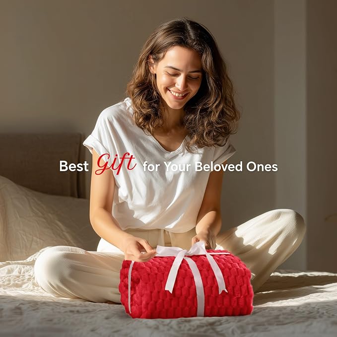 BEDELITE Red Twin Blanket for Couch, Soft Cozy Gifts for Women, 60 * 80 | 3D Jacquard Decorative Fleece Blanket, Super Soft Plush Throws, Cute Birthday Gift for Women & Men, Suitable for All Seasons