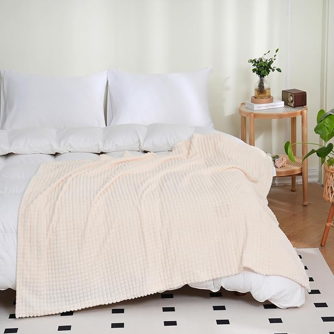 Puncuntex Fleece Throw Blanket Cream White 60"×80" with Square Grid Design | Super Soft Plush Cozy Flannel Throw Blanket Luxury for Couch Sofa Chair