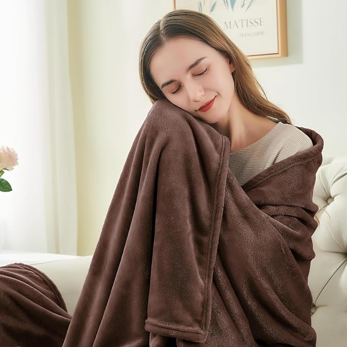BEDELITE Fleece Blanket Soft Plush Full Bed Blanket Brown 84"x90" | Ultra Soft Fleece, Plush Microfiber, Lightweight Warmth, All Season Comfort, Fade Resistant, Machine Washable, Couch Sofa Bed