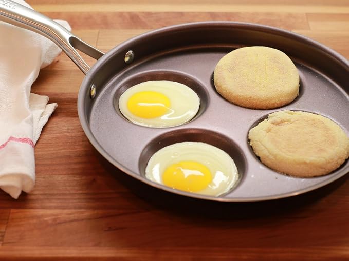 TECHEF - Egg Pan Nonstick, Aluminium Plett Pan, 4 Egg Frying Pan for Perfect Breakfast Eggs, Pancakes, Hamburgers & More, Non Toxic PFOA-Free, Easy to Clean, Made in Korea (No Induction)