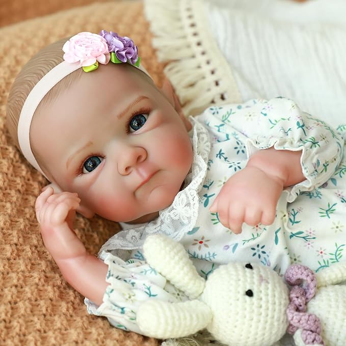 WOOROY Realistic Reborn Baby Dolls, 20 Inch Lifelike Newborn Baby Girl Doll with Full Body Vinyl, Real Life Baby Dolls with Accessories Gift Toys for Kids Age 3+
