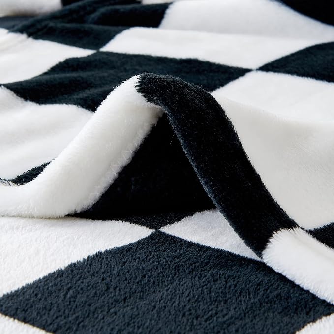 BEDELITE Plaid Fleece Throw Blanket, Black & White Checkered 50x60 Throw | 100% Polyester Microfibe, Soft, Lightweight, Warm, Classic Cherckerde Blanket, Room Decor, Machine Washable, for Couch Bed