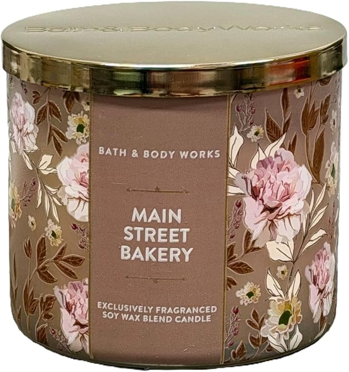 Bath & Body Works 3 Wick Candle - Summer Favorites (Main Street Bakery)
