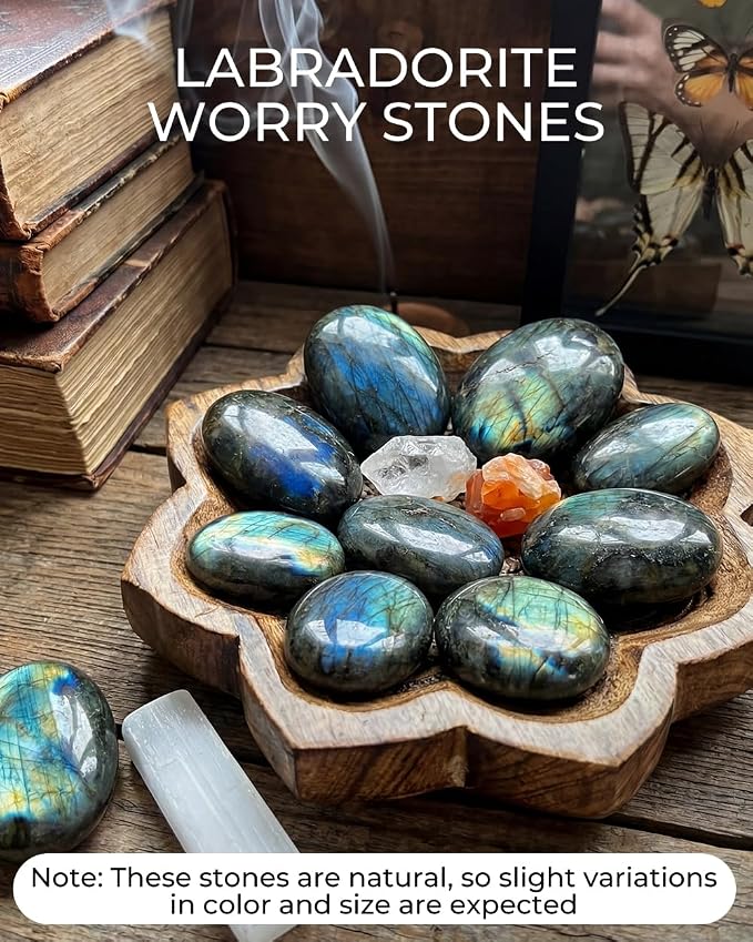 Natural Labradorite Palm Stone - Hand-Polished Oval Worry Stone for Anxiety & Stress Relief - Pocket Healing Crystals for Meditation, Reiki & Intuition - Unique Spiritual Gift for Crystal Collectors