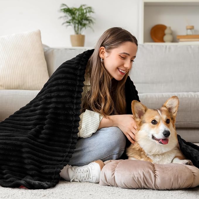 BEDELITE Ribbed Jacquard Black Fleece Throw Blanket for Couch, 50x60 Inch | Soft Warm Decorative Fluffy Blanket, Cozy Plush Lightweight Fuzzy Throw Blanket for Bed Sofa Home Room Decor, Gift for Women