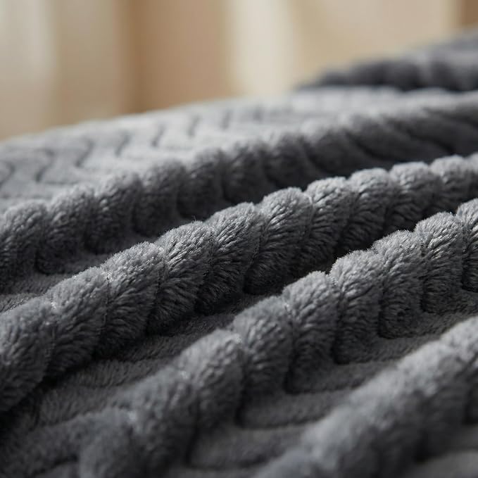 Exclusivo Mezcla Soft Fleece Blanket King Size for Bed, Sofa, Dark Grey | 90"x104" Breathable Lightweight Flannel Blanket for Summer, Plush Cozy Jacquard Wave for Home Decor