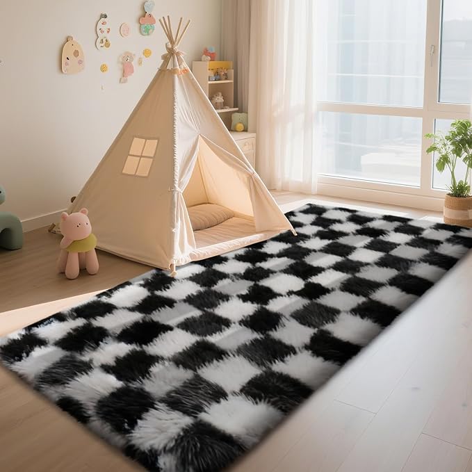 Checkered Rug for Bedroom, 3x5 Black and White Area Rugs, Classic Checkered Carpets Shag Area Rug, Bedside Rugs for Living Room Bedroom Room Home Decor