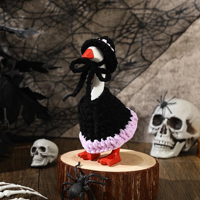 Halloween 7inch Desk Goose Outfits Mini Knitted Costume with Hat for Desk Magnetic Goose Key Holder Halloween Decor (Witch)(1 Set,Witch)