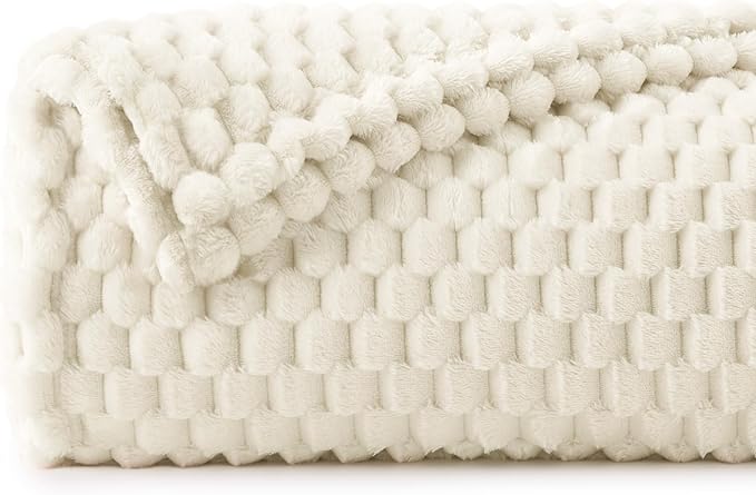 BEDELITE Cream Twin Blanket for Couch, Soft Cozy Gifts for Women, 60 * 80 | 3D Jacquard Decorative Fleece Blanket, Super Soft Plush Throws, Cute Birthday Gift for Women & Men, Suitable for All Seasons